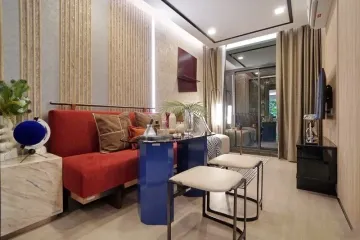 2 Bedroom Condo for sale in Chatuchak, Bangkok near BTS Ladphrao Intersection