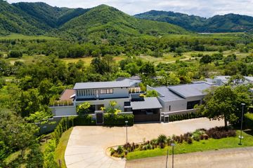 4 Bedroom Villa for sale in Si Sunthon, Phuket