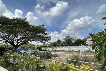 Land for sale in Thap Tai, Prachuap Khiri Khan