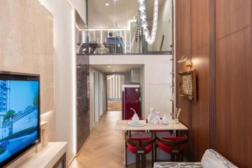 2 Bedroom Condo for sale in Khlong Ton Sai, Bangkok near BTS Charoen Nakhon