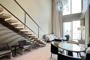 2 Bedroom Condo for sale in Khlong Ton Sai, Bangkok near BTS Charoen Nakhon