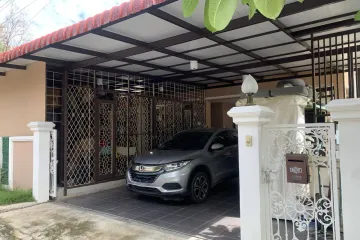 3 Bedroom House for Sale or Rent in K.C. Park Ville 3, Ram Inthra, Bangkok