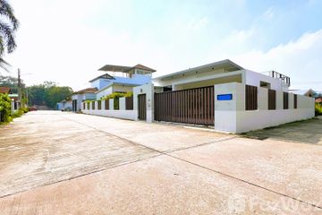 3 Bedroom Villa for sale in Huai Kapi, Chonburi