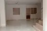 3 Bedroom Townhouse for sale in Baan Sap Yangyuen, Thepharak, Samut Prakan near MRT Si Thepha