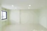 2 Bedroom Condo for sale in Baan Tri - wit, Lat Phrao, Bangkok