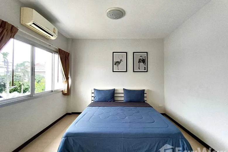 3 Bedroom Townhouse For Rent