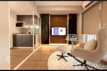 1 Bedroom Condo for sale in Arun Amarin, Bangkok near MRT Bang Yi Khan