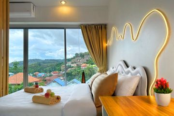 1 Bedroom Condo for sale in Karon, Phuket