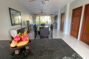 2 Bedroom Apartment for sale in Choeng Thale, Phuket