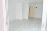 1 Bedroom Condo for sale in IRIS Avenue, Lat Krabang, Bangkok