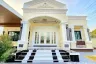3 Bedroom House for sale in Na Kluea, Chonburi