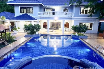4 Bedroom Villa for sale in 