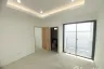 4 Bedroom House for sale in Modern Life HOME @ Sutthisan, Sam Sen Nok, Bangkok near MRT Sutthisan