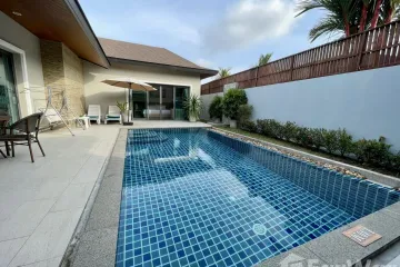 3 Bedroom Villa for rent in Choeng Thale, Phuket