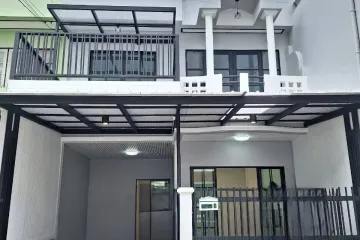 4 Bedroom Townhouse for sale in Nong Khang Phlu, Bangkok