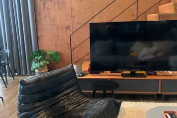 2 Bedroom Condo for sale in Khlong Toei Nuea, Bangkok near MRT Phetchaburi