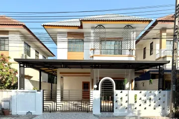 4 Bedroom House for sale in Khu Fang Nuea, Bangkok