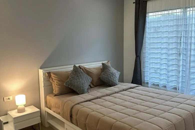 1 Bedroom Condo For Rent