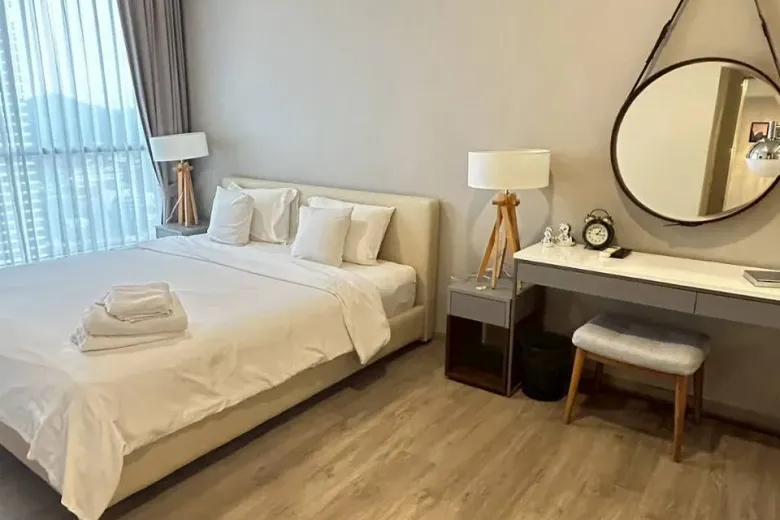 2 Bedroom Condo For Rent