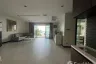 2 Bedroom Condo for rent in Na Kluea, Chonburi