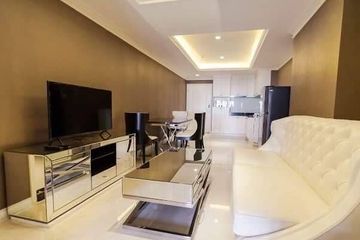 1 Bedroom Condo for sale in Silom, Bangkok near BTS Saphan Taksin