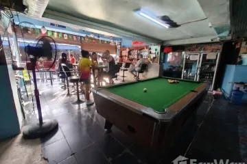Commercial for sale in Na Kluea, Chonburi