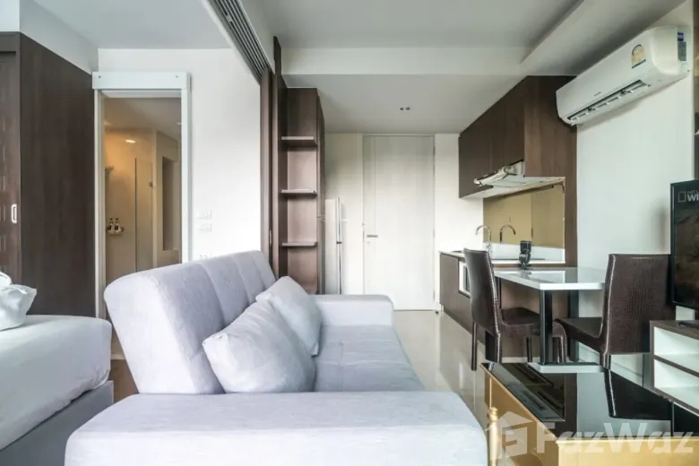 1 Bedroom Condo For Rent
