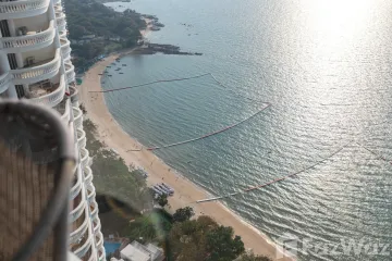 2 Bedroom Condo for sale in Na Kluea, Chonburi