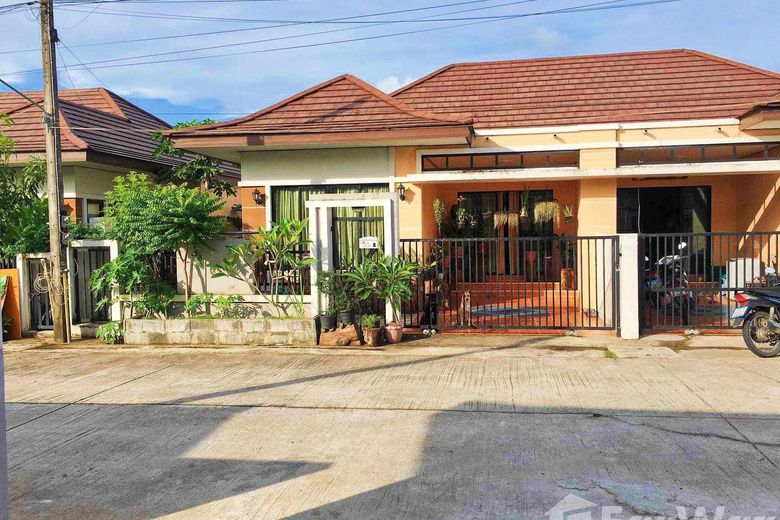 2 Bedroom Townhouse For Rent