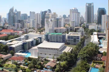 1 Bedroom Condo for sale in Makkasan, Bangkok near MRT Phetchaburi