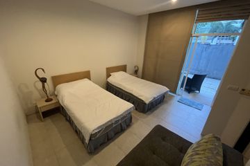 1 Bedroom Condo for sale in Karon, Phuket