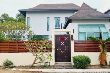 3 Bedroom Villa for rent in Na Jomtien, Chonburi