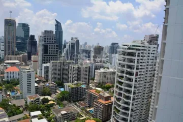 1 Bedroom Condo for sale in Khlong Tan, Bangkok near MRT Queen Sirikit National Convention Centre