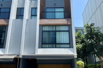 3 Bedroom Townhouse for sale in Suan Luang, Bangkok