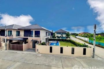 3 Bedroom House for rent in Na Kluea, Chonburi