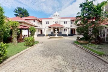 5 Bedroom House for sale in Saphan Sung, Bangkok