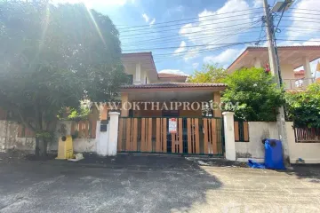 5 Bedroom House for sale in Lam Pho, Nonthaburi