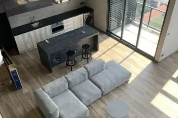 2 Bedroom Condo for sale in Khlong Toei Nuea, Bangkok near MRT Phetchaburi