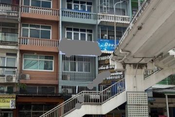 2 Bedroom Townhouse for sale in Lat Phrao, Bangkok