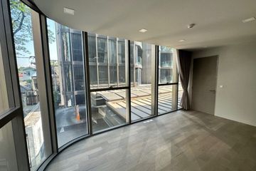 3 Bedroom Condo for sale in Khlong Tan Nuea, Bangkok near BTS Phrom Phong