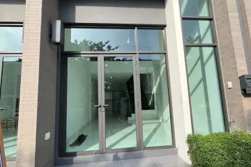 2 Bedroom Townhouse for Sale or Rent in Nong Khang Phlu, Bangkok