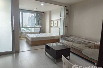 1 Bedroom Condo for rent in Thung Wat Don, Bangkok near BTS Saphan Taksin