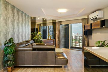 2 Bedroom Condo for sale in Huai Khwang, Bangkok near MRT Phra Ram 9