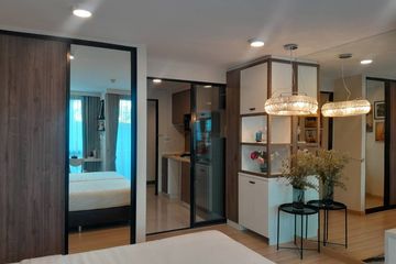 1 Bedroom Condo for sale in Arun Amarin, Bangkok near MRT Siriraj