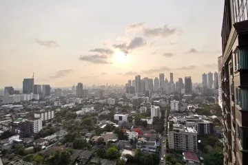 1 Bedroom Condo for sale in Khlong Tan, Bangkok near BTS Thong Lo