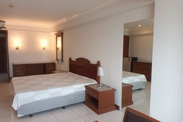 Condo for sale in Wat Sam Phraya, Bangkok near MRT Sanam Luang