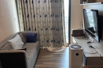 1 Bedroom Condo for sale in Bang Lamphu Lang, Bangkok near BTS Wongwian Yai