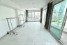 1 Bedroom Condo for sale in Bang Lamphu Lang, Bangkok