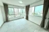 1 Bedroom Condo for sale in Bang Lamphu Lang, Bangkok