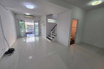 3 Bedroom Townhouse for sale in Khlong Kum, Bangkok